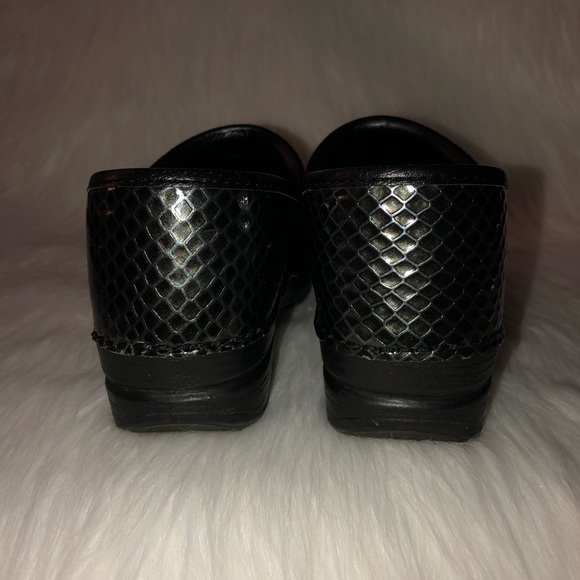 Dansko ProXP Black Caiman Scale Clog,Size-41=10-11 - Picture 6 of 8